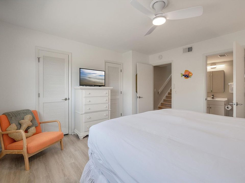 1st image of 7000 Palmetto Dr Unit 8D