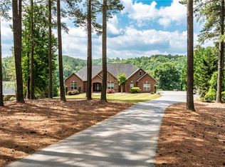 5369 Beacon Ridge Dr, Granite Falls, NC 28630