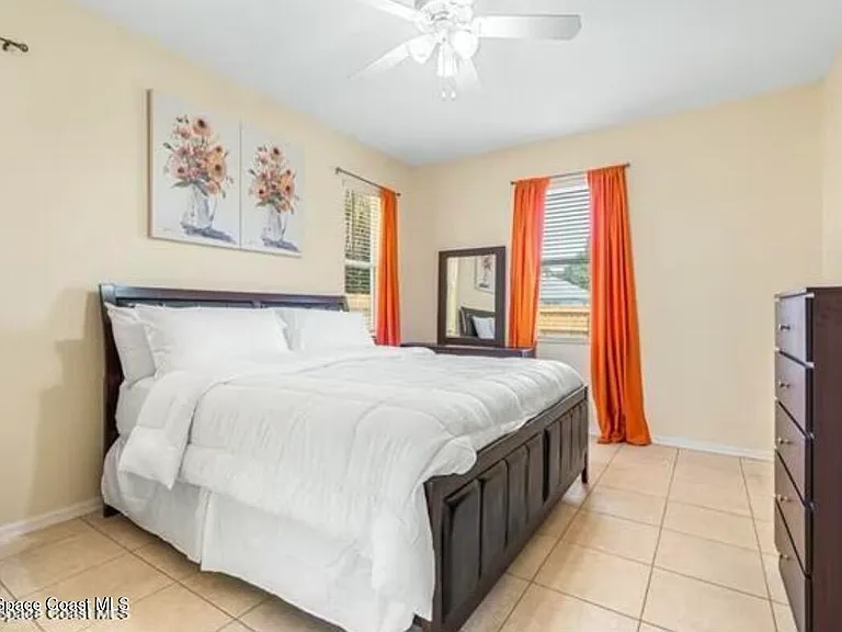 463 Eldron Blvd NE — Photo 12