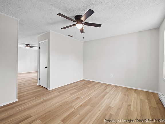 3rd image of 615 Kellam Cir