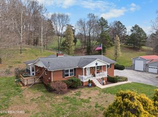 395 Wolfe Rd, Luttrell, TN 37779