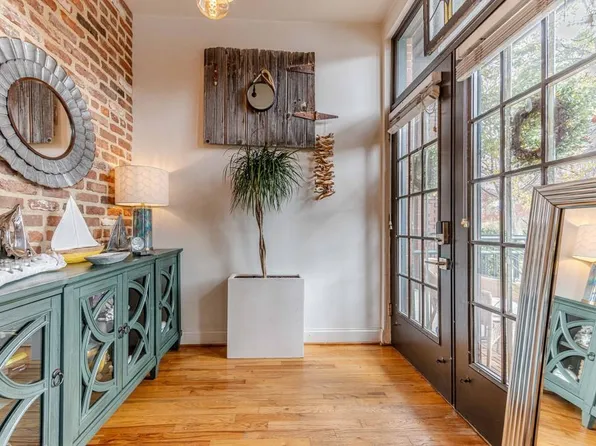 1608 Liberty Ln, Roswell, GA 30075