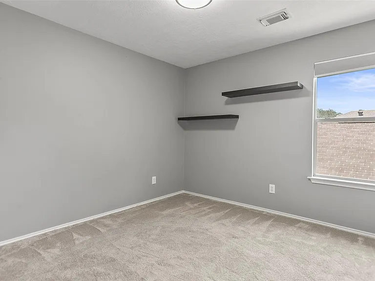 6 Thicket Grove Pl — Photo 26