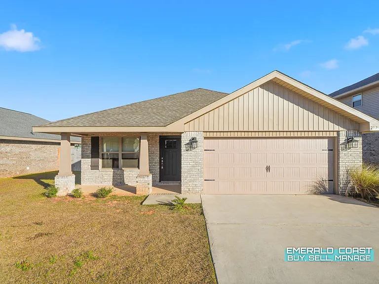 217 Baycliff Dr — Photo 2