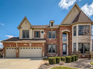 167 Winding Hill Dr, Elgin, IL 60124