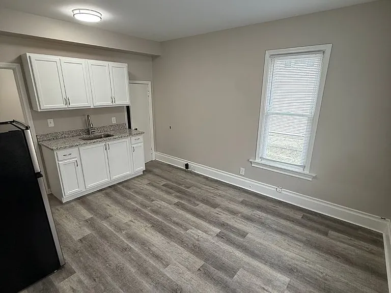 25 Parkview St #3 — Photo 4