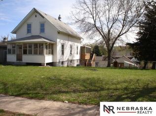 2305 S 23rd St, Omaha, NE 68108