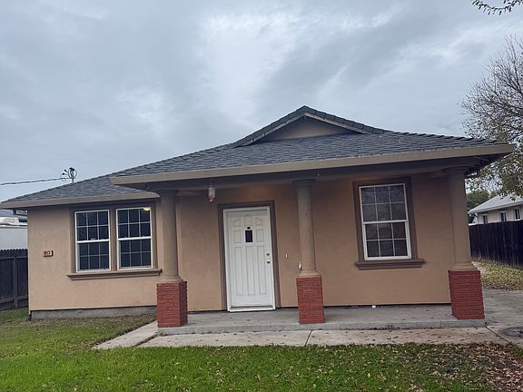 2nd image of 917 Blaine Ave