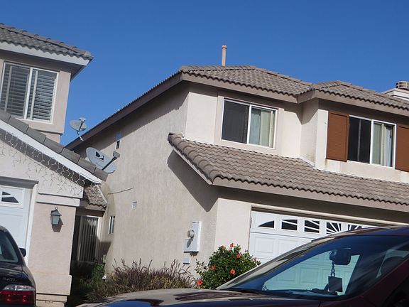 2nd image of 935 Goldenrod St
