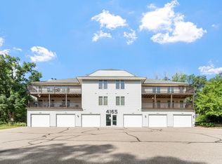 4165 Hilltop Point APT 105, Eagan, MN 55123