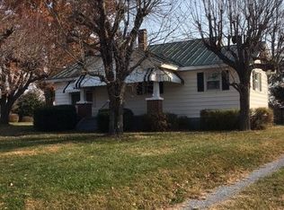 212 Prospect Rd, Hurt, VA 24563