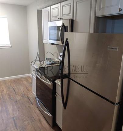 4th image of 1905 S Elm St APT 3