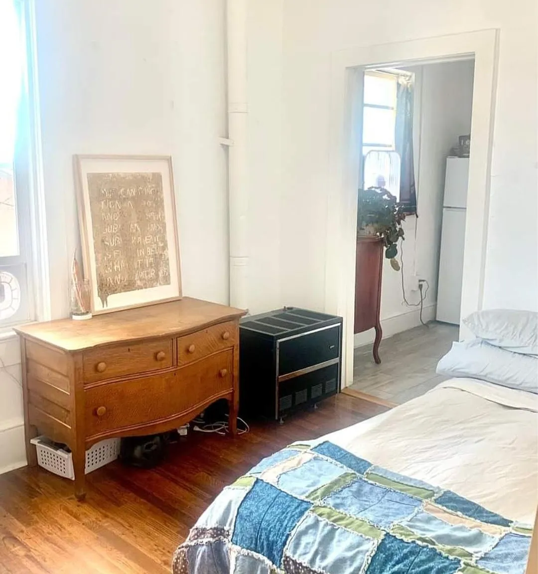 Studio, 350 sqft, $1,225 — Photo 2