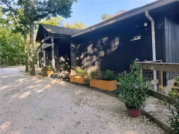 8081 Perry (pvt) Ln, College Station, TX 77845