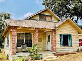 6028 Forest Hill Dr, Fort Worth, TX 76119