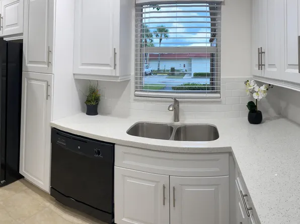 155 Lake Dora Drive, West Palm Beach, FL 33411