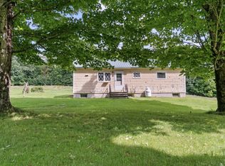 19 Schacht Ln, Gardiner, ME 04345