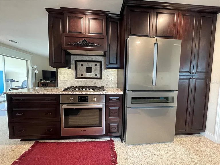 17045 Dolphin Dr — Photo 5