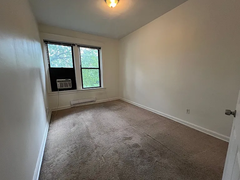 5721 Stanton Avenue — Photo 6