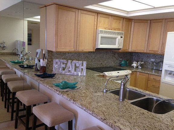 2nd image of 2800 Gulf Blvd Unit 301