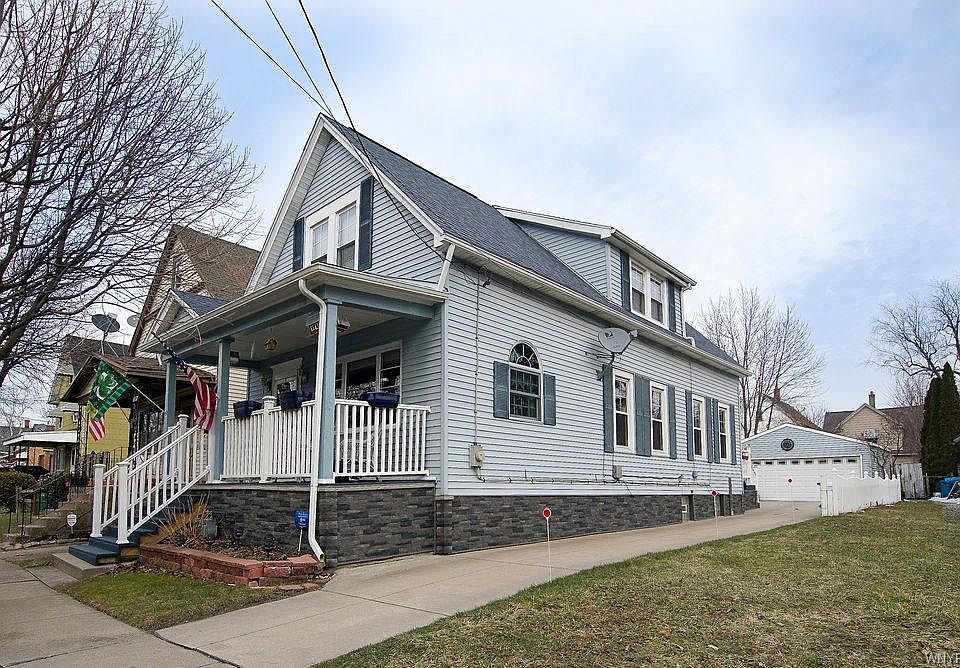 1st image of 229 Longnecker St