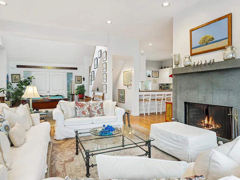 32 S Beach Rd — Photo 11