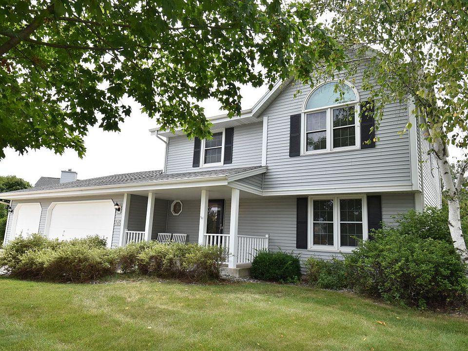 1st image of W167N10847 Carrington Cir