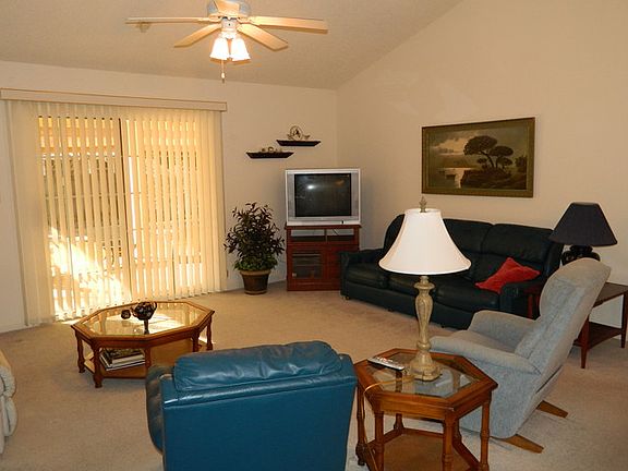 4th image of 2926 Fox Run Ct