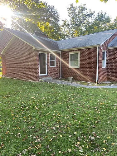784 W Hunt Rd Photo 1