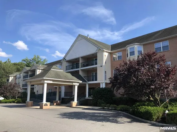 401 Dercole Ct APT 130, Norwood, NJ 07648