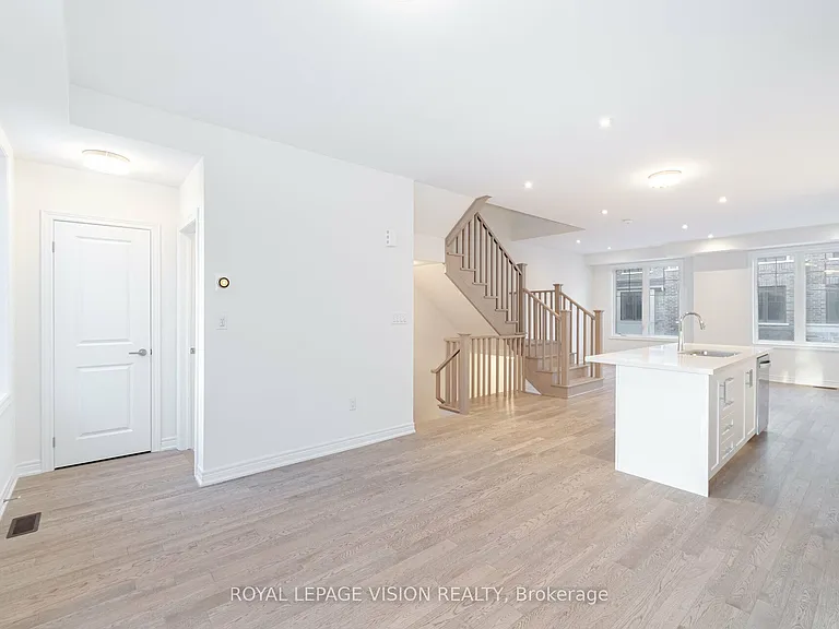 50 Folcroft St — Photo 15