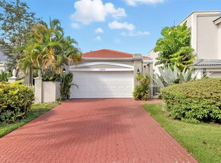 17277 Hampton Blvd, Boca Raton, FL 33496