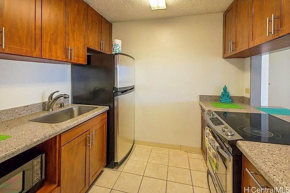 1st image of 1617 Kapiolani Blvd APT 1705