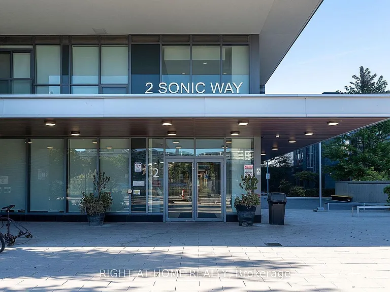 2 Sonic Way #310 — Photo 3