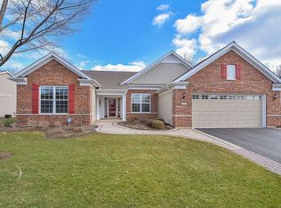 559 Tuscan View Dr, Elgin, IL 60124