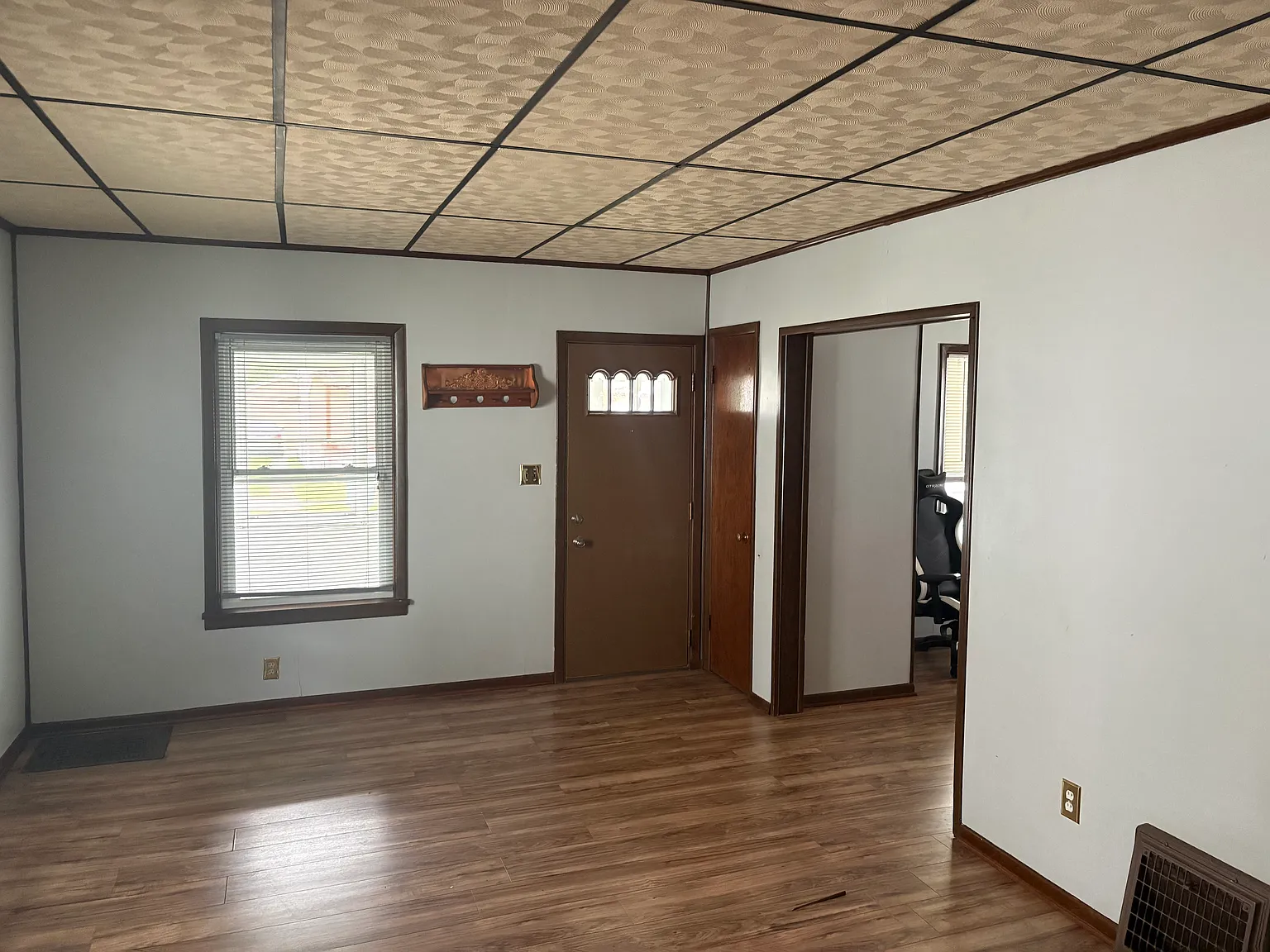 2 bed, 1000 sqft, $1,150 — Photo 3