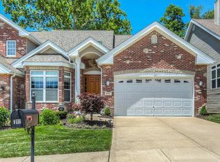 192 Woodland Place Ct, Saint Charles, MO