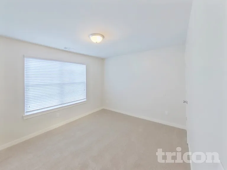 4822 Kingdom Dr — Photo 11