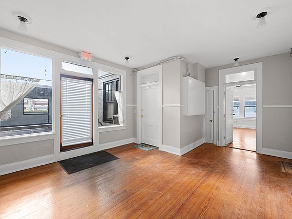 2nd image of 4713 N Florida Ave #E