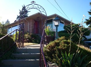 3521 SW Holly St, Seattle, WA 98126