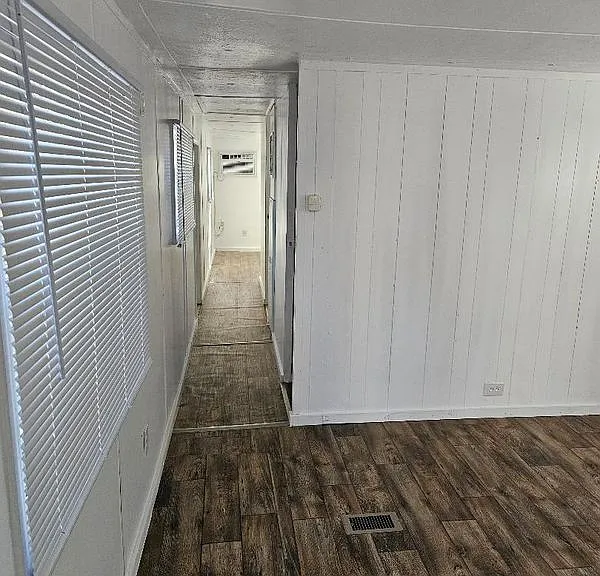 5003 Timber Ln — Photo 2