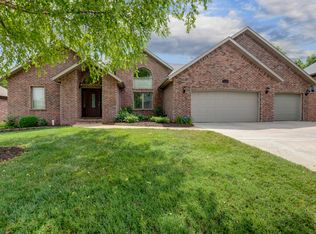 5328 S Westwood Ave, Springfield, MO 65810