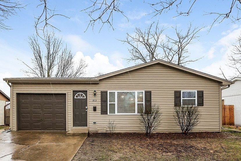 1st image of 913 Chippewa Cir
