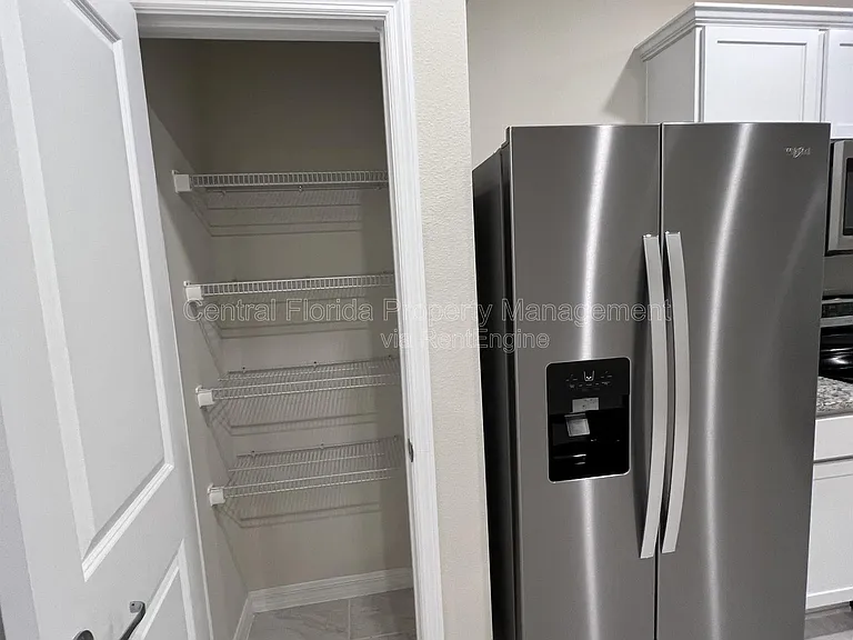 4517 Sparkling Shell Ave — Photo 12