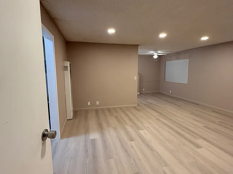 1394 Randy St #D — Photo 2