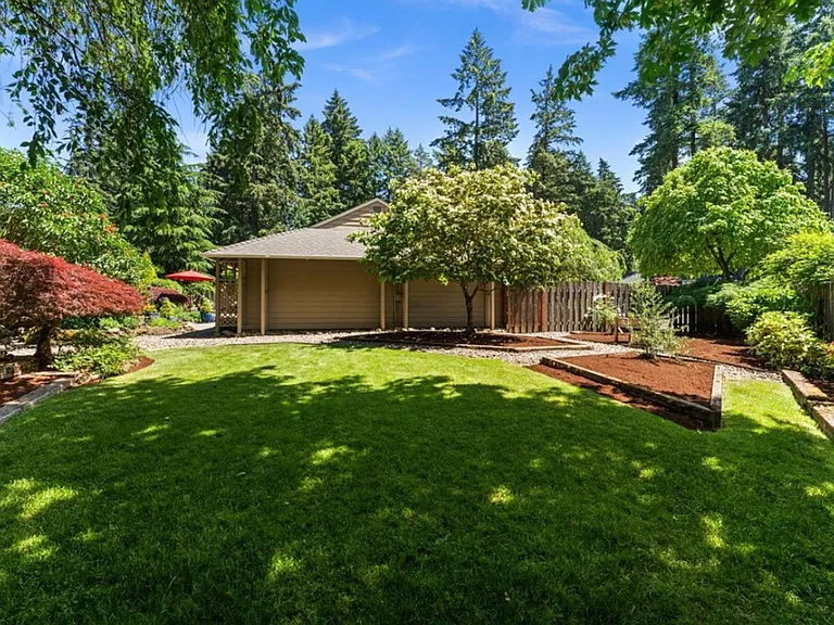 5329 Charleton Ct — Photo 35