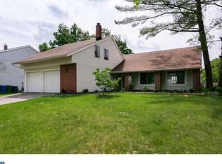 17 Merion Rd, Marlton, NJ 08053