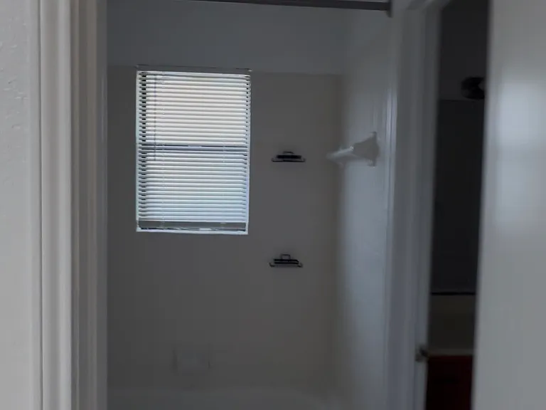 213 S Beverly St #1 — Photo 7