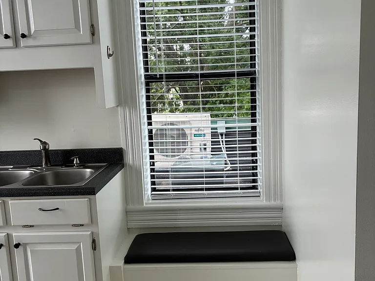 126 E Tennessee St #2 — Photo 4