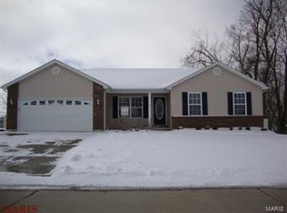145 Derek Dr, Hawk Point, MO 63349